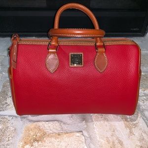 ⭐️Brand New⭐️ Dooney & Bourke Classic Satchel